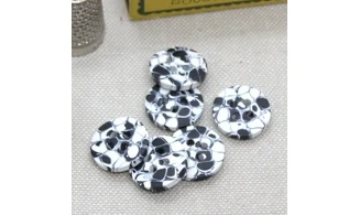 6 boutons / 15MM / Noir "Marbling"