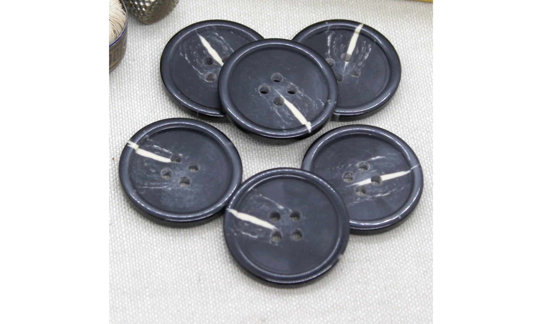 6 boutons / 30MM / Noir "Pierre"