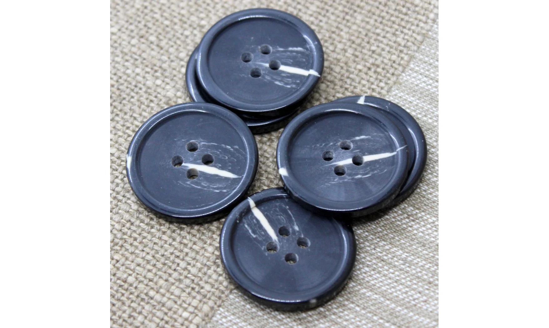 6 boutons / 30MM / Noir "Pierre"