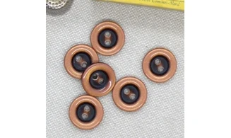 Vintage button A057A