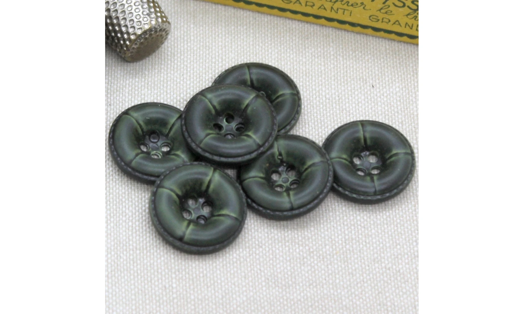 6 boutons / 21MM / Vert "Cuir"