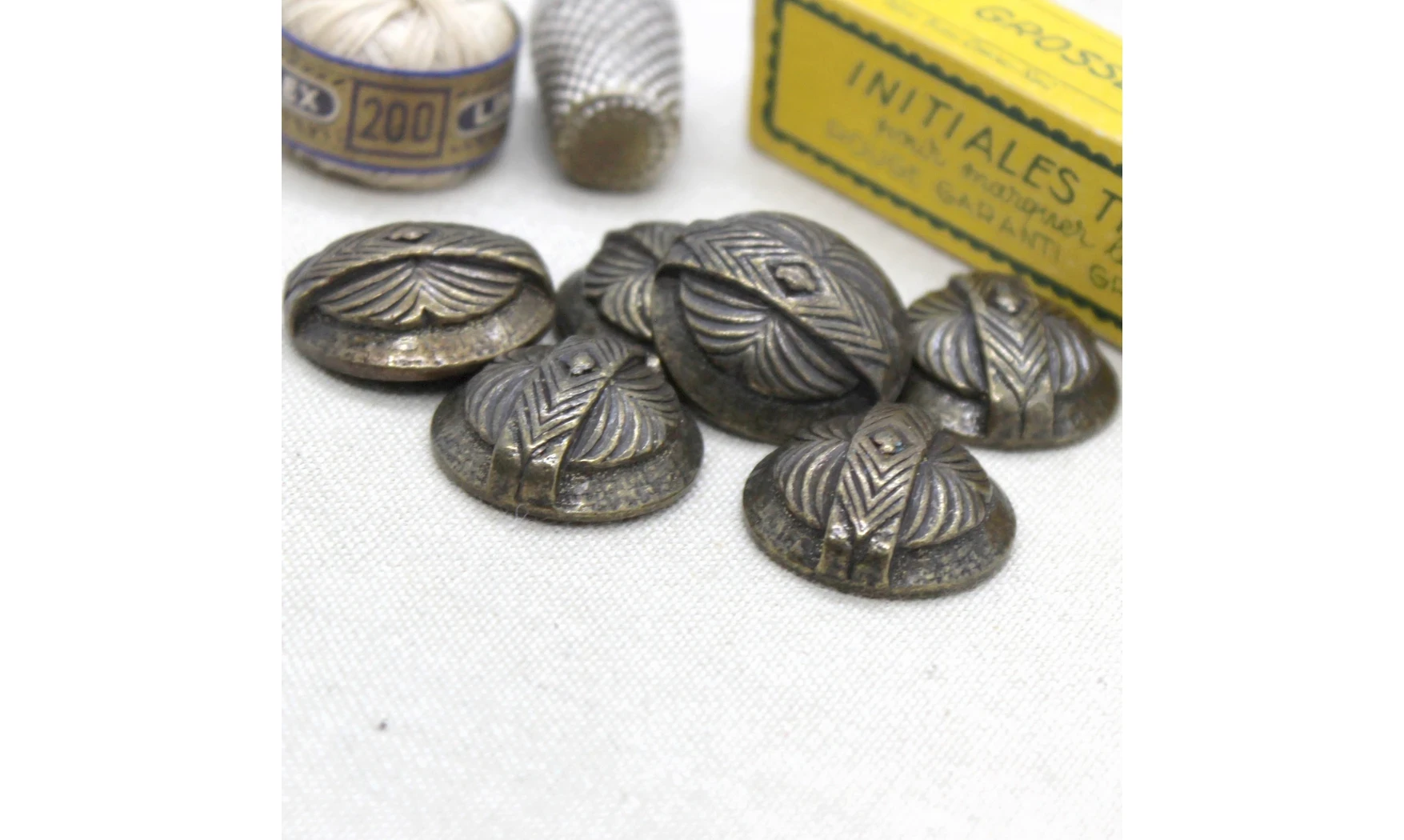 6 boutons / 26MM / Bronze