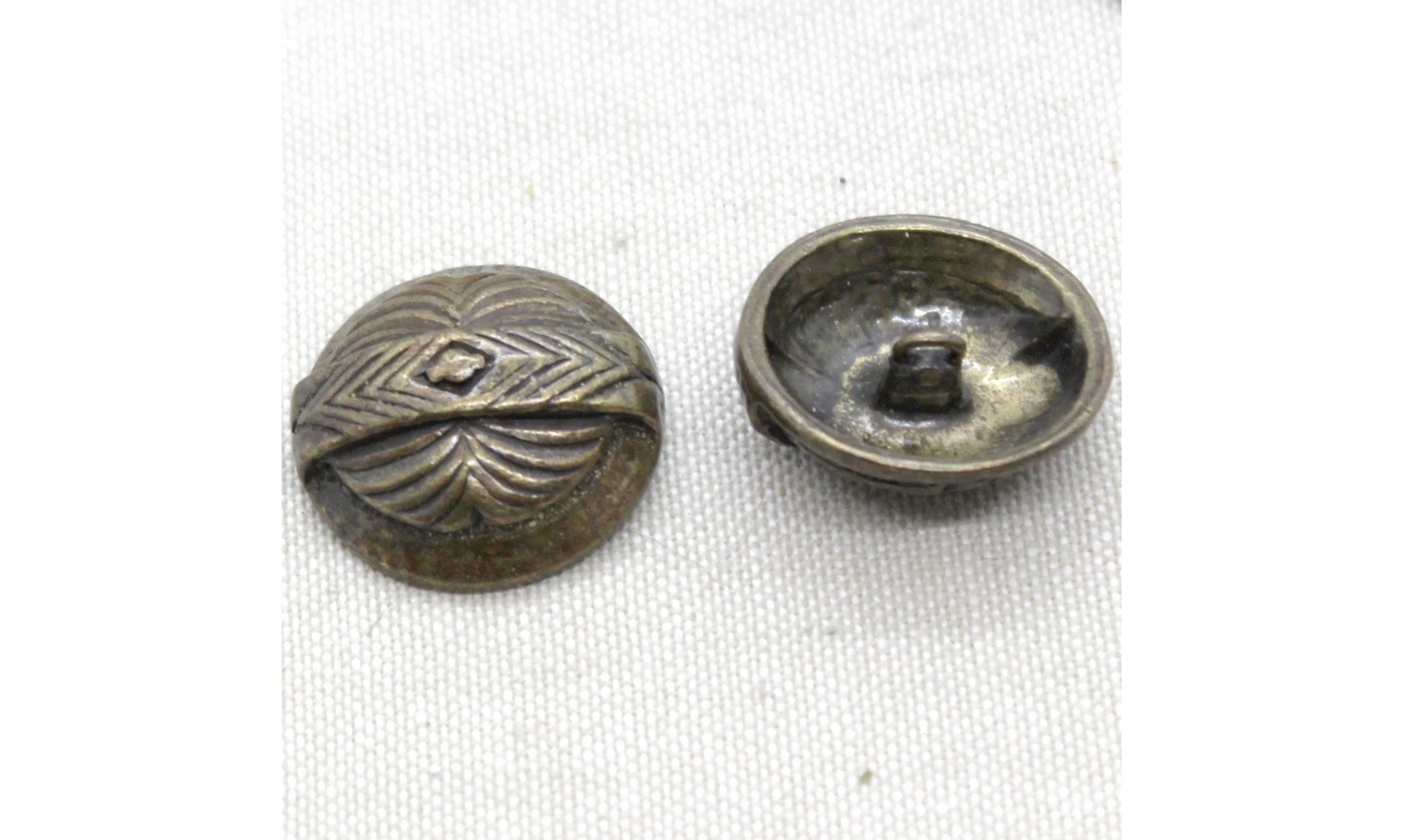 6 boutons / 26MM / Bronze