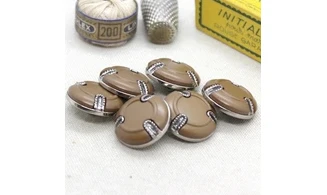 6 boutons / 22MM / Brun