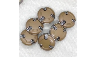 6 boutons / 22MM / Brun