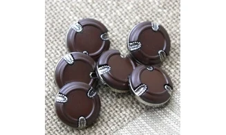 Vintage Button 049C