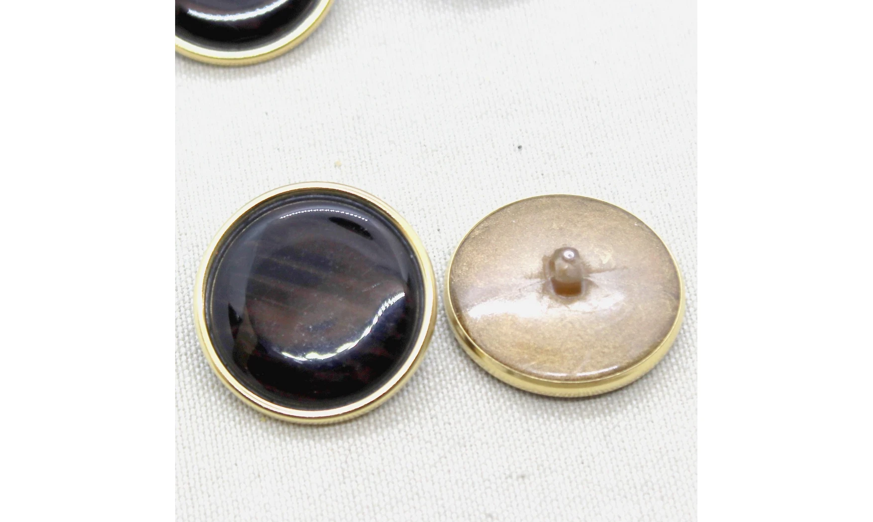 6 boutons / 32MM / Cabochon Brun et or