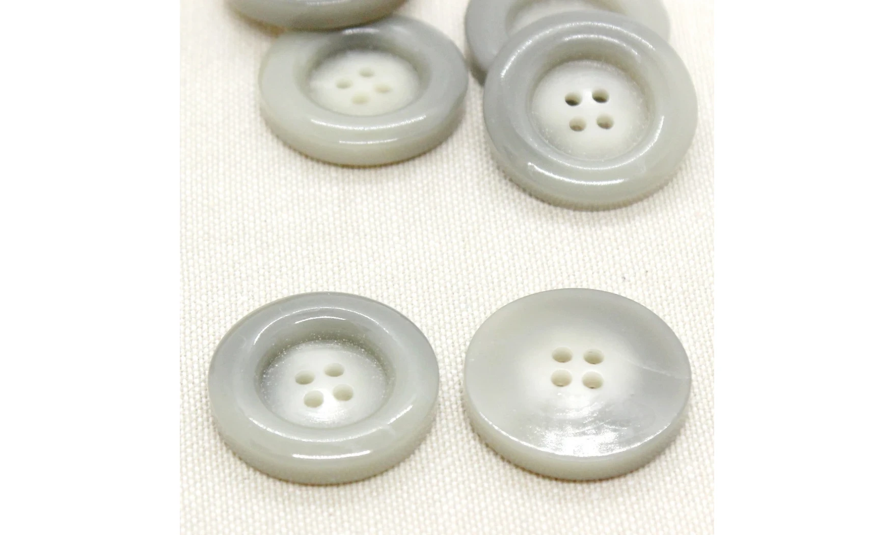 6 boutons / 27MM / Gris