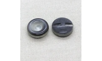 Vintage Button 048B