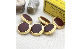 6 boutons / 19MM / Rouge Contour doré