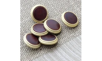 6 boutons / 19MM / Rouge Contour doré