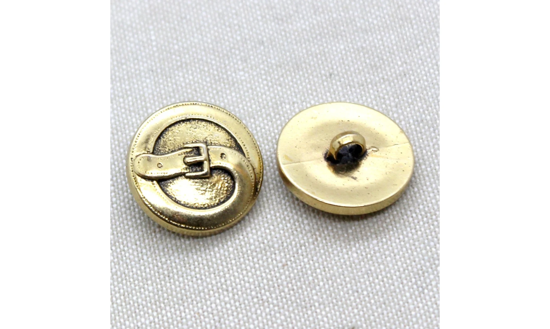 6 boutons / 23MM / Ceinture or