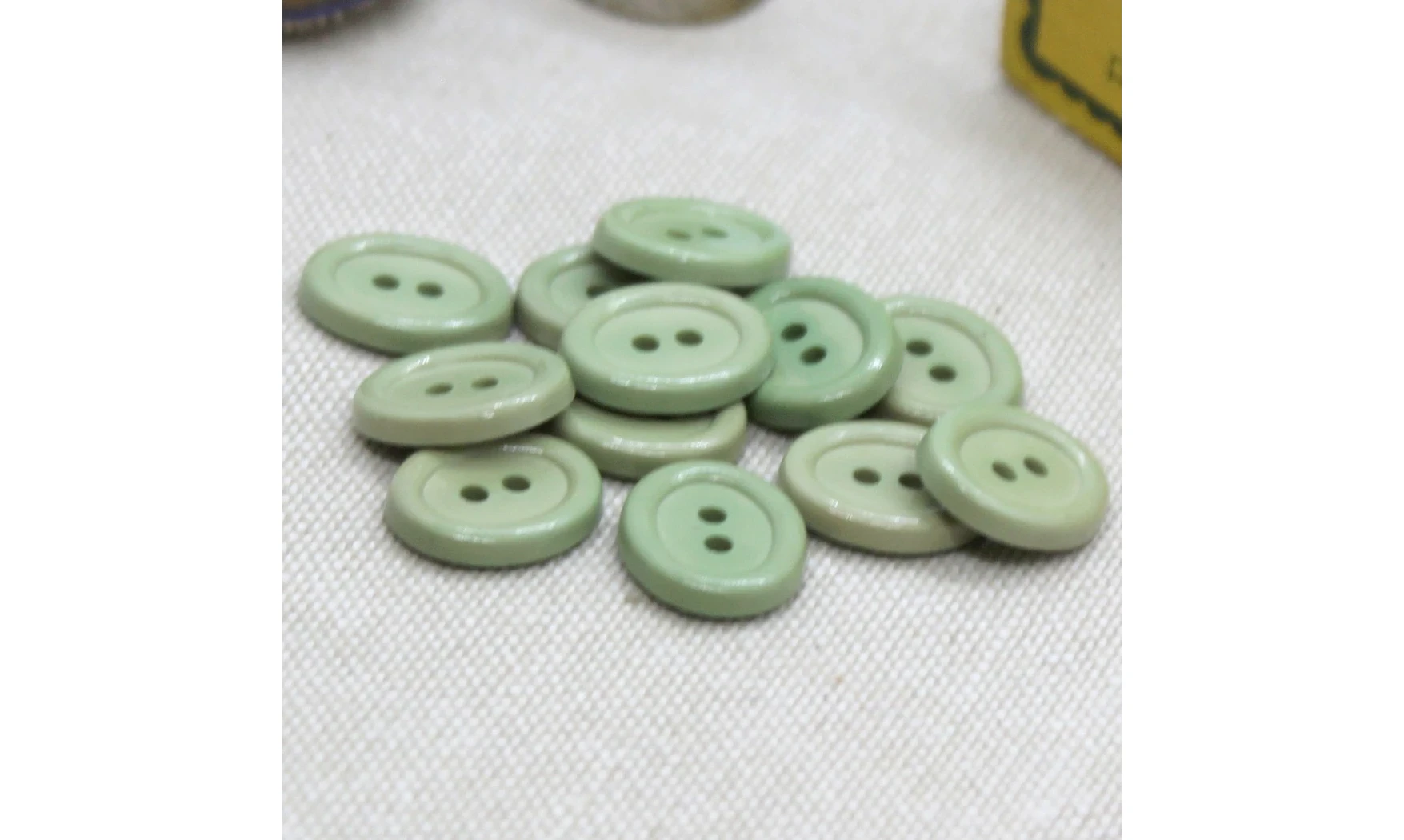 12 boutons / 14MM / Ovale Vert