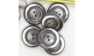 6 boutons / 36MM / Brun