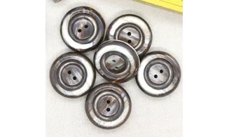 6 boutons / 30MM / Brun