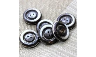 6 boutons / 30MM / Brun