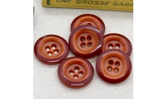 6 boutons / 22MM / Rouge