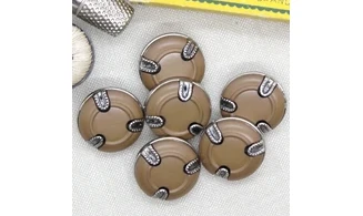 6 boutons / 25MM / Brun