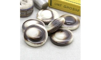 Vintage Button 182B-2