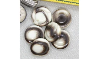 Vintage Button 182B-2