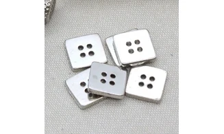 6 boutons / 14MM / Métal argenté "Carré"