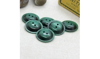Vintage Button 505B