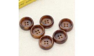 6 boutons / 20MM / Brun