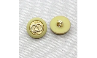 Vintage Button 462B