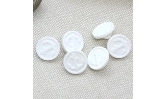 6 boutons / 12MM / Blanc "Ancre marine"