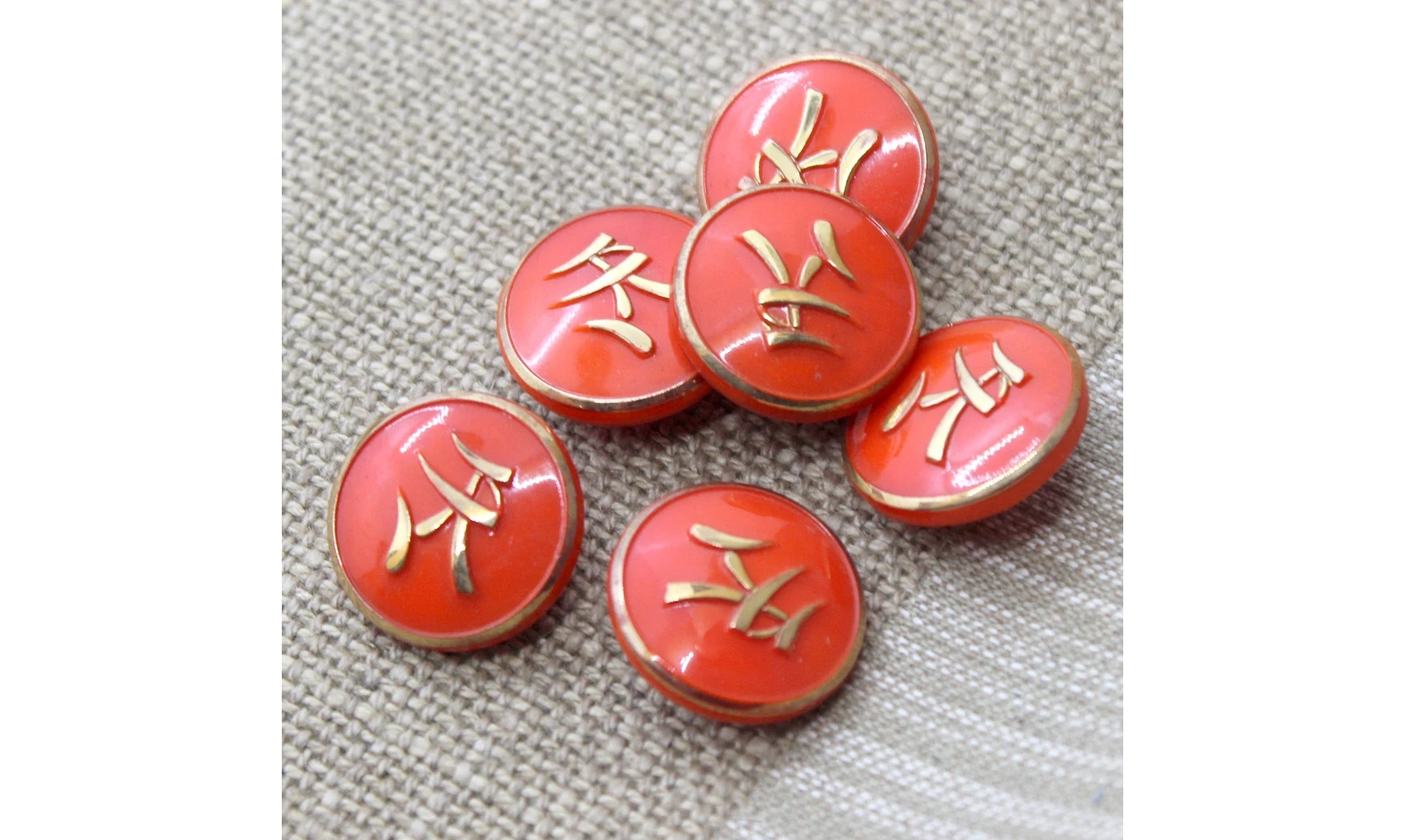 6 boutons / 22MM /Verre Rouge "Mandarin"