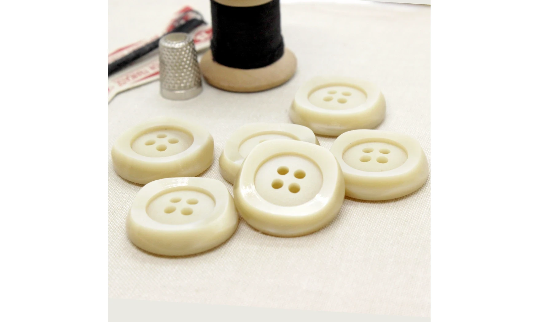 Bouton VINTAGE IVOIRE / par 6 / 35MM