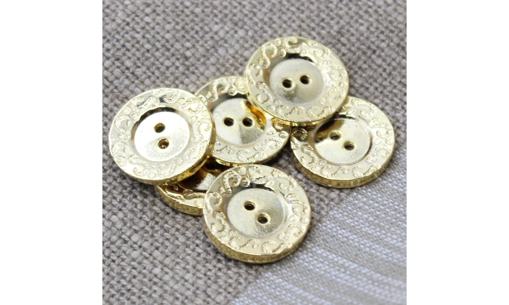 Vintage Button 611B