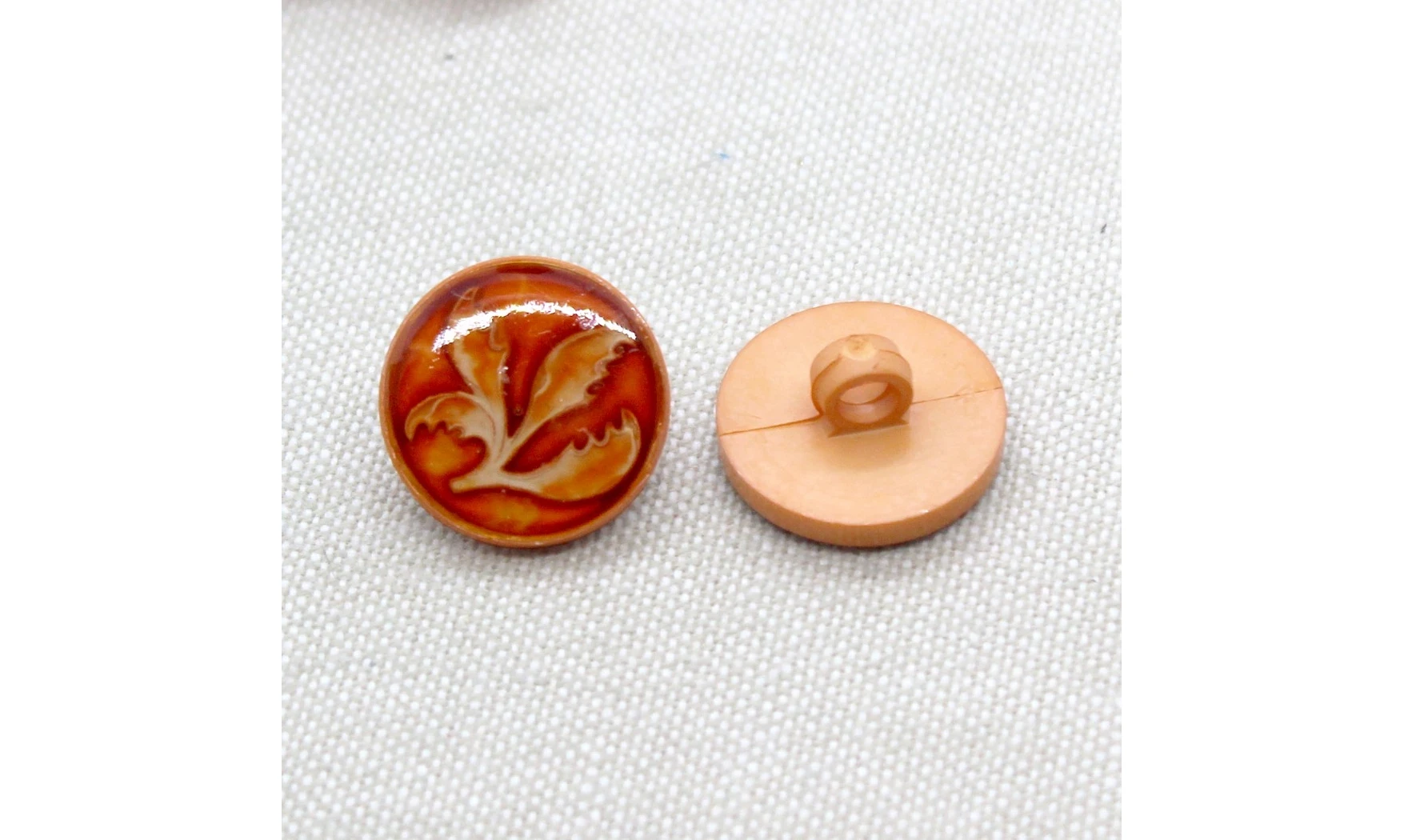 6 boutons / 18MM / Rouge orangé