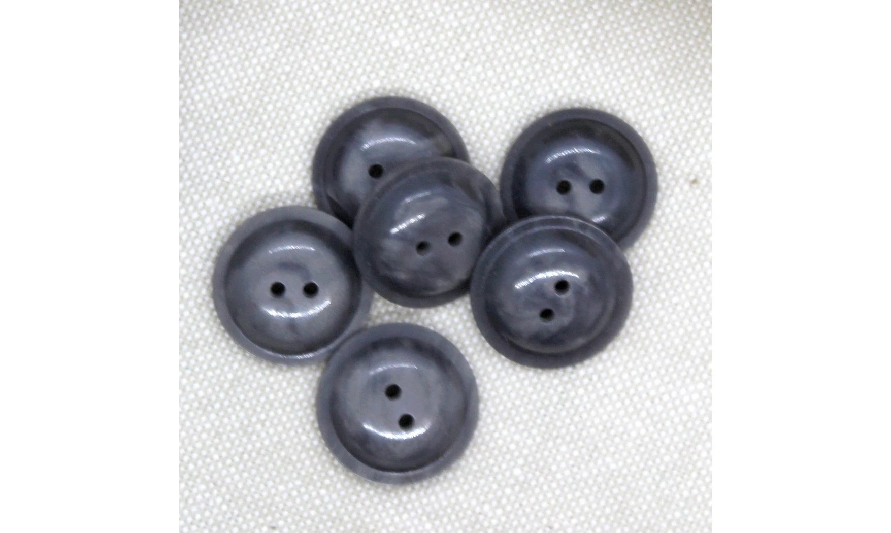 Vintage Button 506b