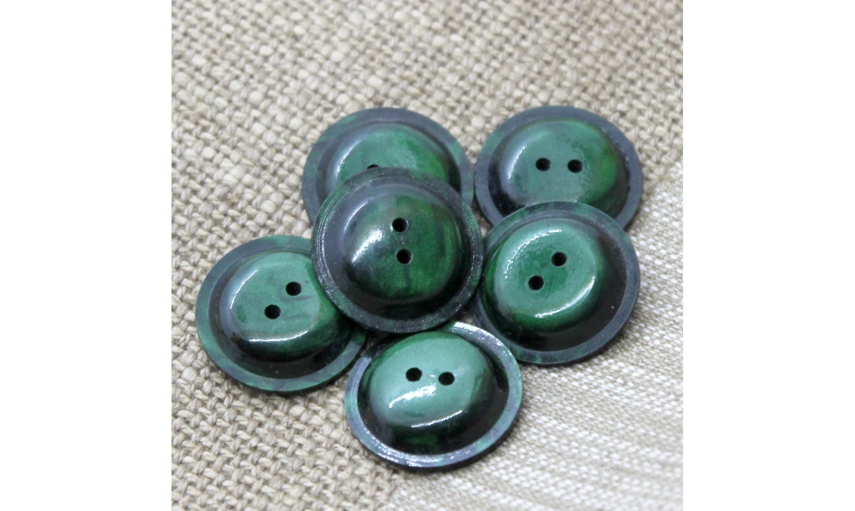 Vintage Button 504B