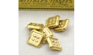 Vintage Button 517B