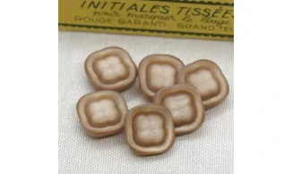 Vintage Button 520B