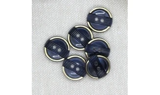 Vintage button 098E