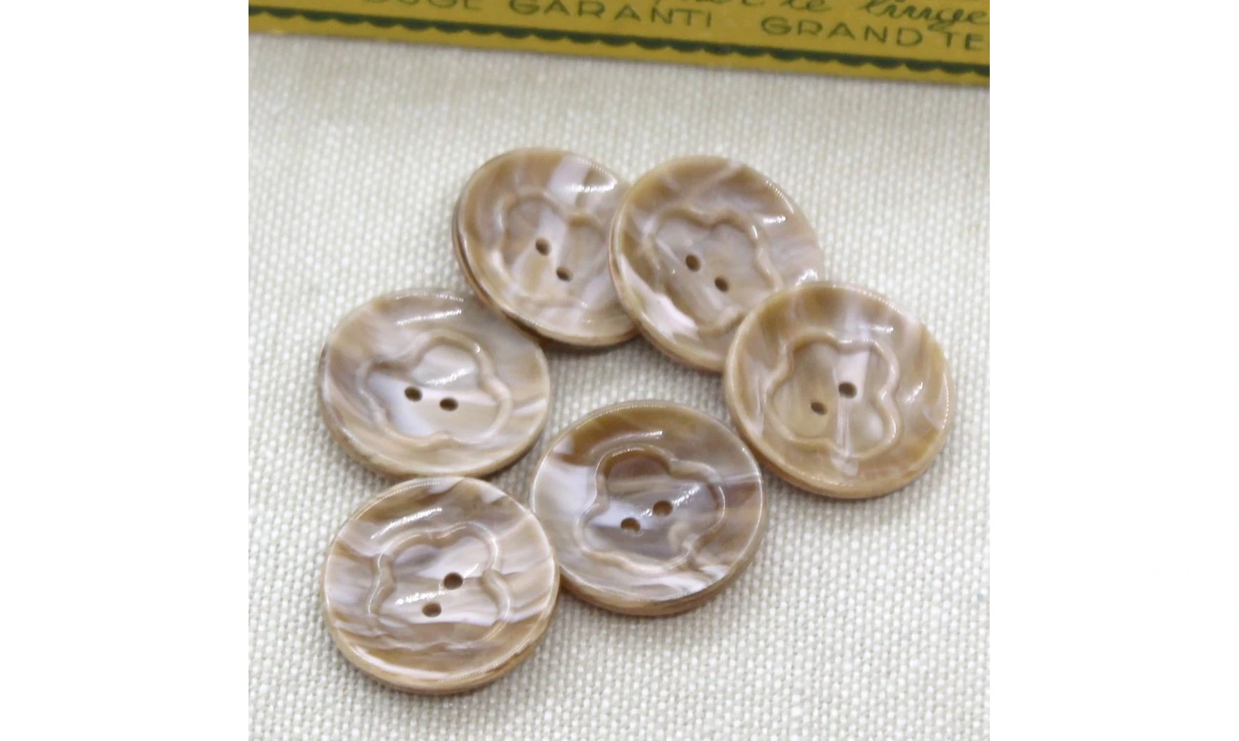 Vintage Button 444B