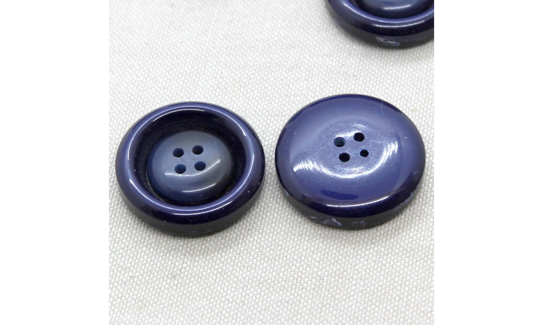 6 boutons / 30MM / Bleu