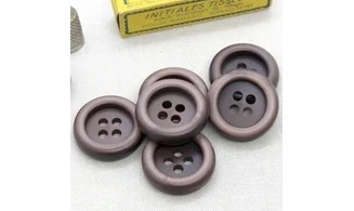 6 Boutons / 35MM / Brun Chocolat