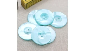 6 boutons / 39,5MM / Bleu nacré