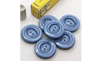 6 boutons / 31MM / Bleu "chic"