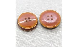 Vintage button 664B