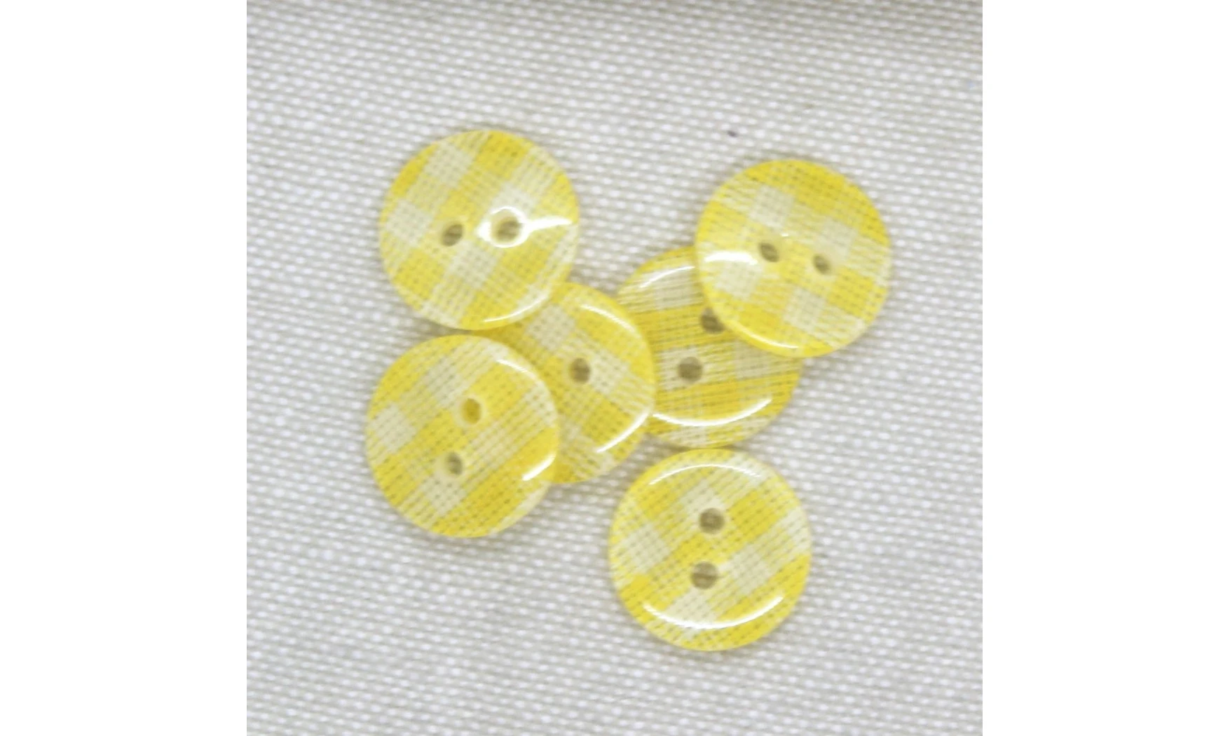 6 boutons / 14,5MM / Jaune Vichy