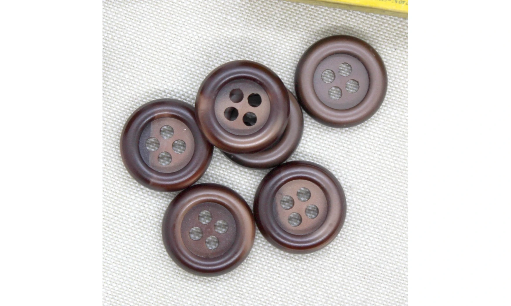 Boutons VINTAGE / 21MM / Brun Chocolat