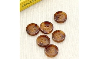 6 boutons / 14MM / Brun