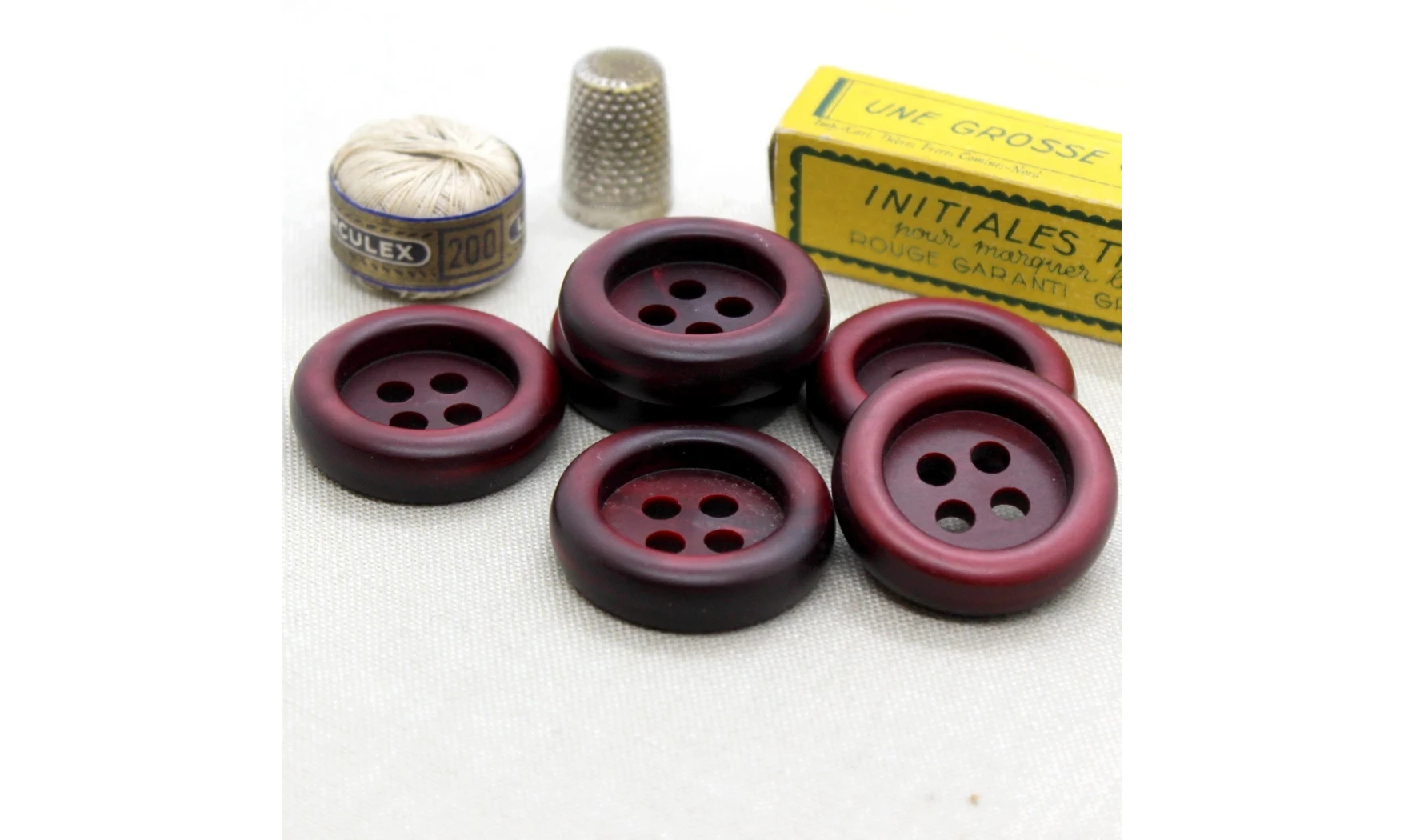 Boutons VINTAGE / 35MM / Rouge Bordeaux