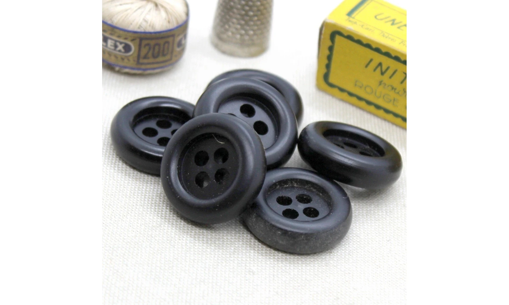 Boutons VINTAGE / 26MM / Noir