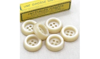 6 boutons / 26MM / Ivoire
